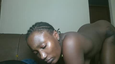 pretty gal online show from 27, 4, 2026