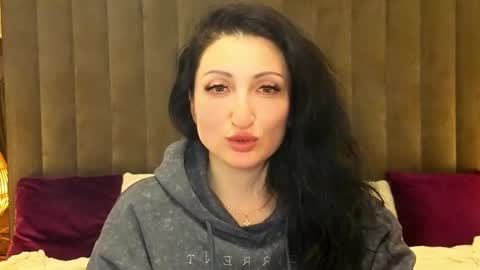 Snapshot of missrossi chatting on 5, 5, 2026 missrossi online show from 5, 5, 2026