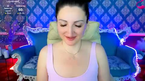 Snapshot of missrossi chatting on 18, 5, 2026 missrossi online show from 18, 5, 2026
