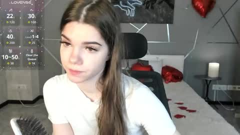 Snapshot of misss_evelyne chatting on 17, 3, 2026 misss_evelyne online show from 17, 3, 2026