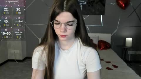 Snapshot of misss_evelyne chatting on 18, 3, 2026 misss_evelyne online show from 18, 3, 2026