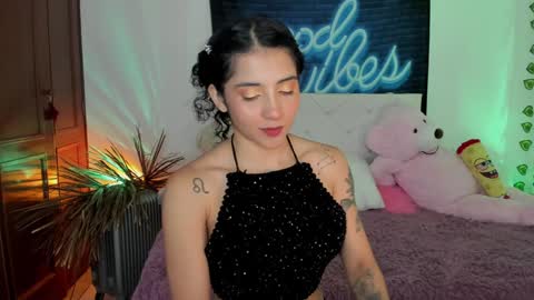  Natalie Texass indepedent model online show from 1, 1, 2025