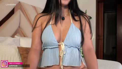 Fernanda Davila online show from 22, 5, 2026