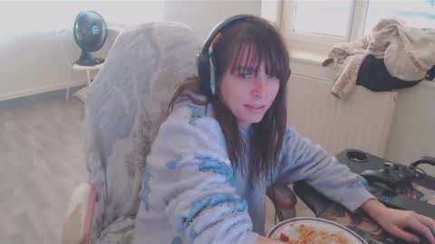 Snapshot of missthon chatting on 15, 12, 2024 missthon online show from 15, 12, 2024