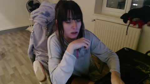 Snapshot of missthon chatting on 25, 12, 2024 missthon online show from 25, 12, 2024