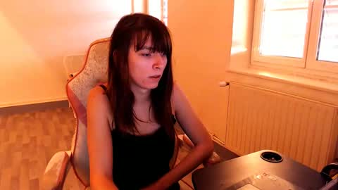 Snapshot of missthon chatting on 12, 1, 2025 missthon online show from 12, 1, 2025