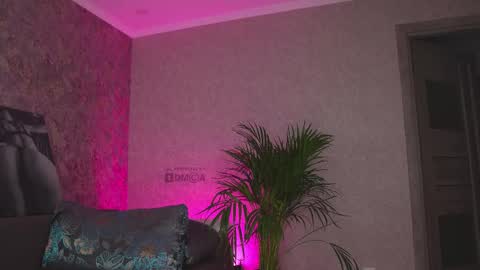 Eva online show from 14, 9, 2025