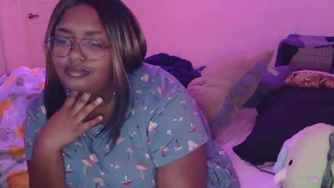 Misstrezzkristina online show from 6, 10, 2025