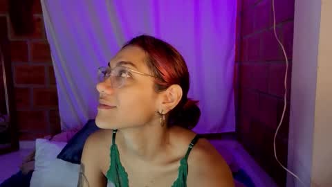 IG MISSVENUSS1 online show from 17, 12, 2025