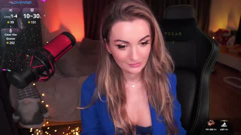 Snapshot of misswiney chatting on 18, 12, 2024 Winey online show from 18, 12, 2024