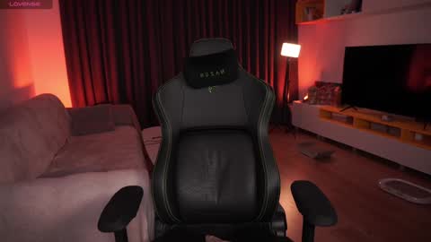 Snapshot of misswiney chatting on 23, 1, 2025 Winey online show from 23, 1, 2025