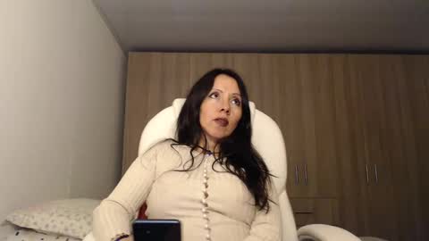 Snapshot of missy_kat87 chatting on 10, 3, 2025 missy_kat87 online show from 10, 3, 2025