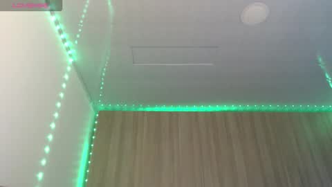 Snapshot of missy_kat87 chatting on 7, 10, 2025 missy_kat87 online show from 7, 10, 2025