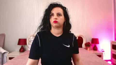 Skye online show from 9, 4, 2026