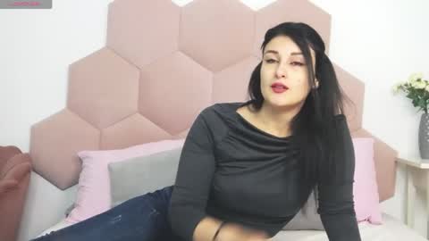 Elly online show from 12, 5, 2026