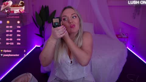  Amely  online show from 29, 1, 2025