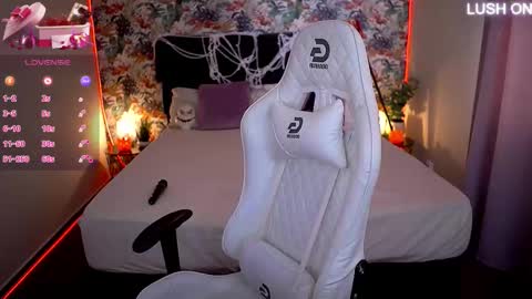  Amely  online show from 25, 10, 2025