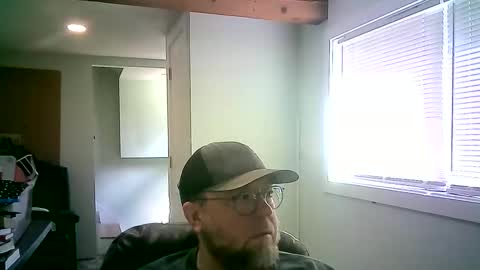 Snapshot of mister_happy567 chatting on 26, 5, 2026 Mr. Happy online show from 26, 5, 2026