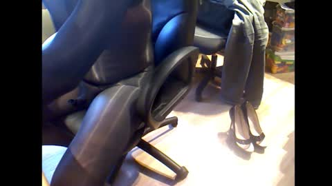 Snapshot of misterbobbyxx chatting on 30, 9, 2025 misterbobbyxx online show from 30, 9, 2025