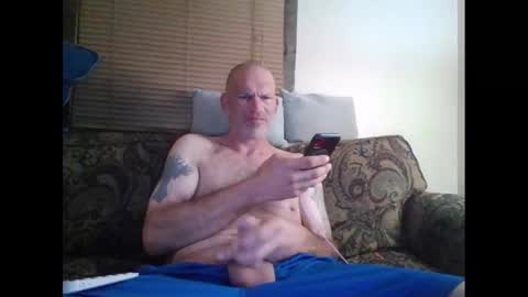 Snapshot of misterhunt81 chatting on 19, 10, 2025 Mister81 online show from 19, 10, 2025
