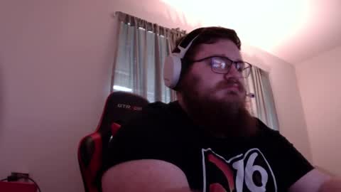 mistermac935 online show from 12, 1, 2025