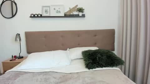 Snapshot of misticred chatting on 10, 2, 2026 misticred online show from 10, 2, 2026