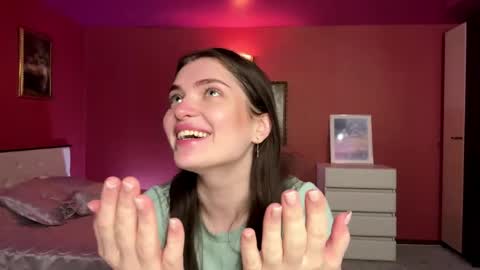 Mia online show from 29, 4, 2026