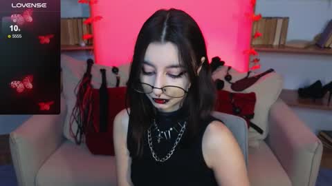 Marcelline online show from 10, 10, 2025