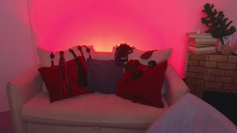 Marcelline online show from 18, 12, 2025