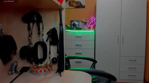 Mistress Kristi online show from 29, 4, 2026