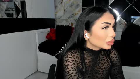 mistress_meryem online show from 11, 3, 2025
