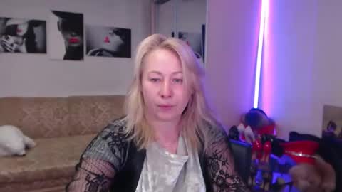 mistress_milfa online show from 19, 3, 2026