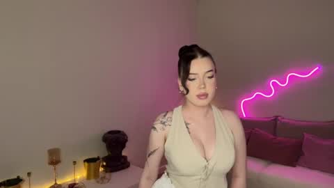 Mia online show from 14, 6, 2026