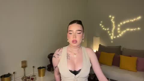 Mia online show from 30, 6, 2026