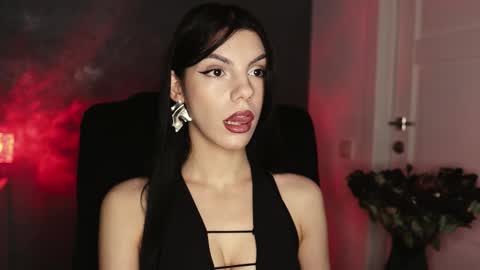 Snapshot of mistress_rochelle chatting on 8, 10, 2025 Miss Rochelle online show from 8, 10, 2025