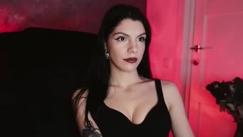 Snapshot of mistress_rochelle chatting on 13, 11, 2025 Miss Rochelle online show from 13, 11, 2025