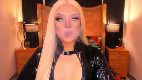 Snapshot of mistressivorykat chatting on 21, 3, 2026 Call me MISS JAS online show from 21, 3, 2026