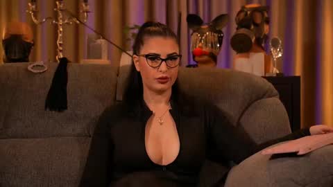 Mistress Kelly online show from 15, 9, 2025