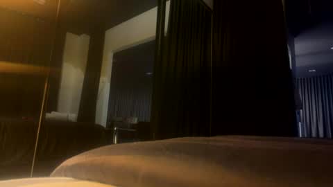 mistressmala1 online show from 18, 6, 2026