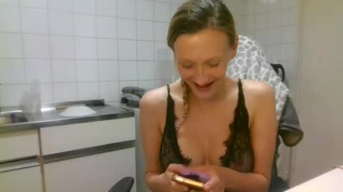 mistressmilly32 online show from 12, 6, 2026