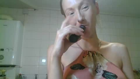 mistressmilly32 online show from 27, 6, 2026