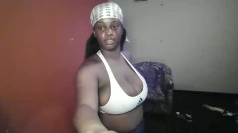 mistressmochareign online show from 11, 3, 2026