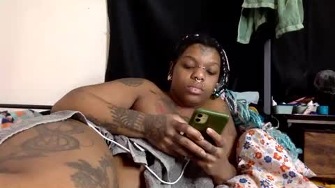 Snapshot of mistressmystii chatting on 23, 12, 2025 Mistress Mystii online show from 23, 12, 2025