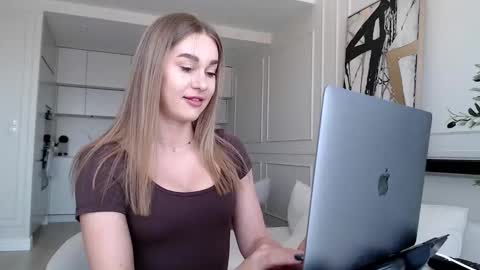 Snapshot of mistressuniverse chatting on 10, 3, 2026 mistressuniverse online show from 10, 3, 2026