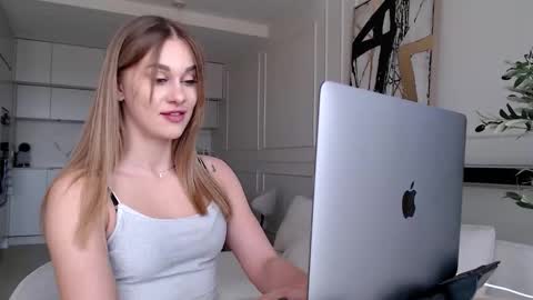 Snapshot of mistressuniverse chatting on 12, 3, 2026 mistressuniverse online show from 12, 3, 2026