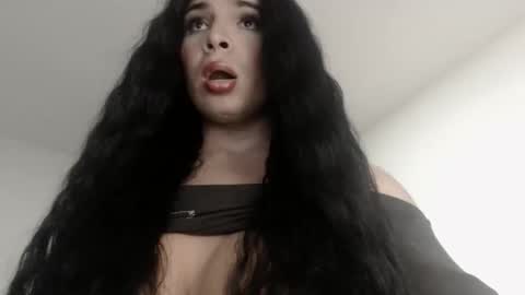 ALICE MADANE online show from 8, 10, 2025