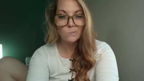 Misty Morgan online show from 25, 2, 2025