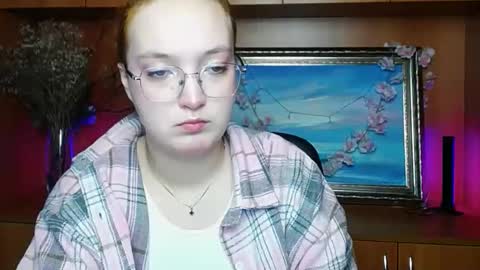 Snapshot of mistyrosee chatting on 5, 4, 2026 Aria online show from 5, 4, 2026