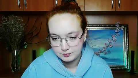 Snapshot of mistyrosee chatting on 14, 4, 2026 Aria online show from 14, 4, 2026
