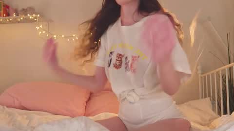Snapshot of mita_mp4 chatting on 30, 12, 2024 Mita online show from 30, 12, 2024